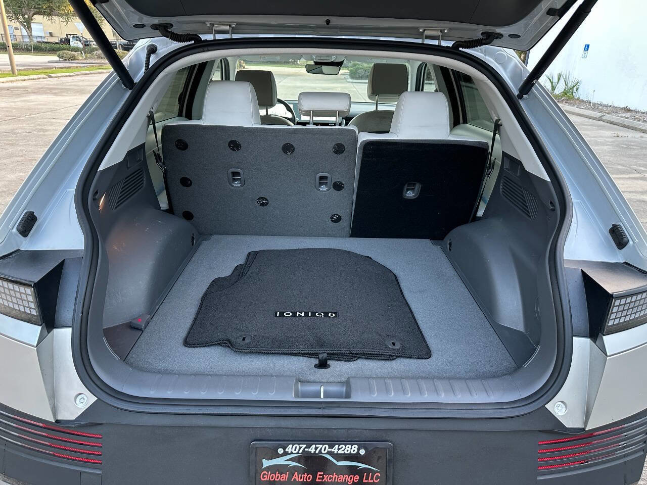 Used 2023 Hyundai Ioniq 5 SEL w/ Cargo Package image 15