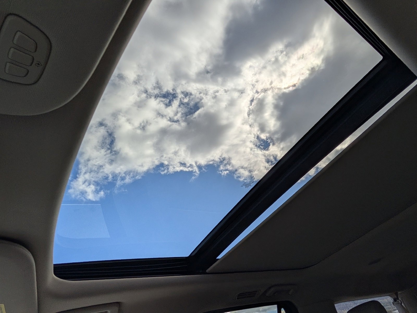 Used 2023 Ford Expedition Max Limited image 25