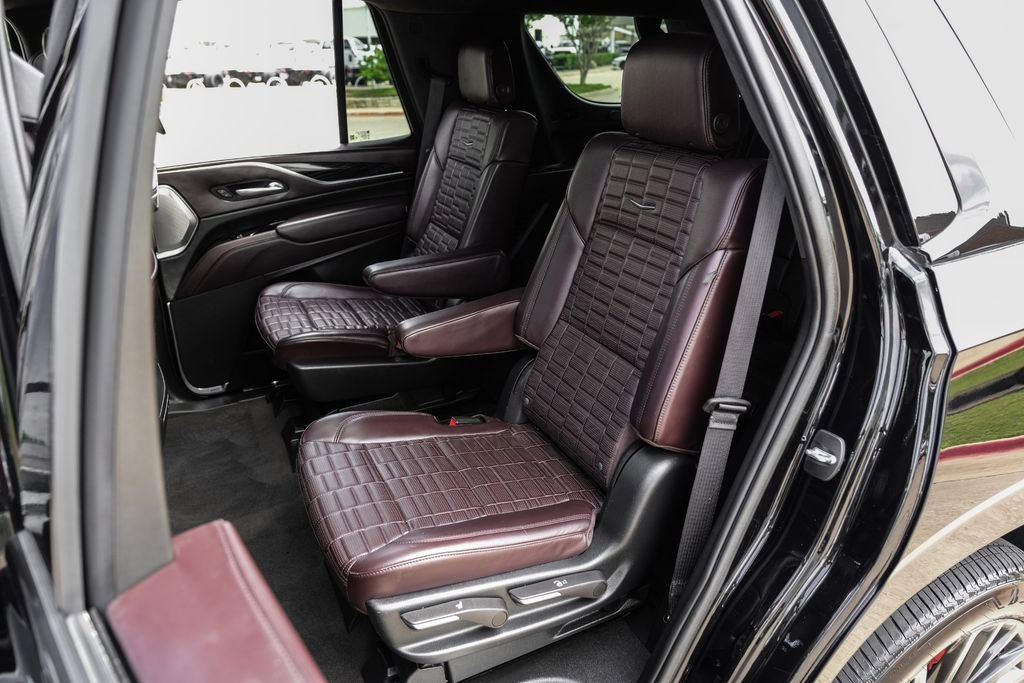 Used 2023 Cadillac Escalade V AWD/4WD image 51