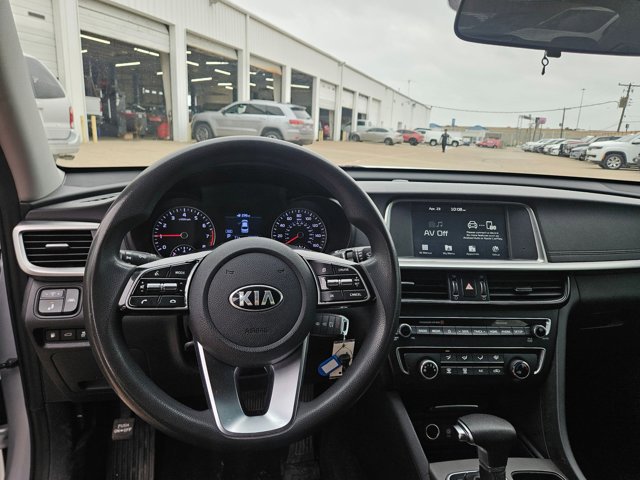 Used 2020 Kia Optima LX FWD image 16