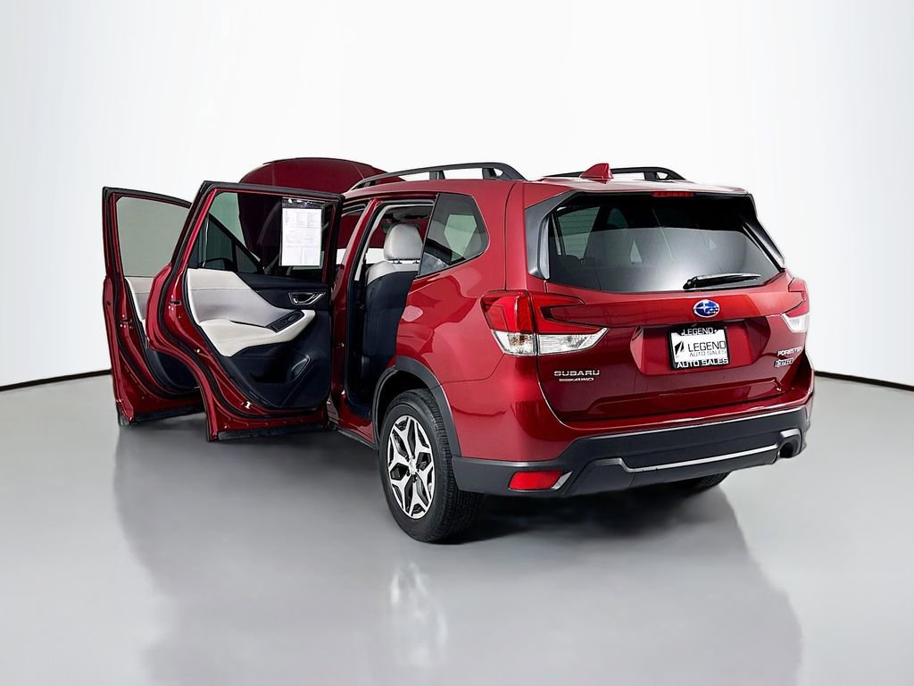 Used 2023 Subaru Forester Premium AWD/4WD image 24