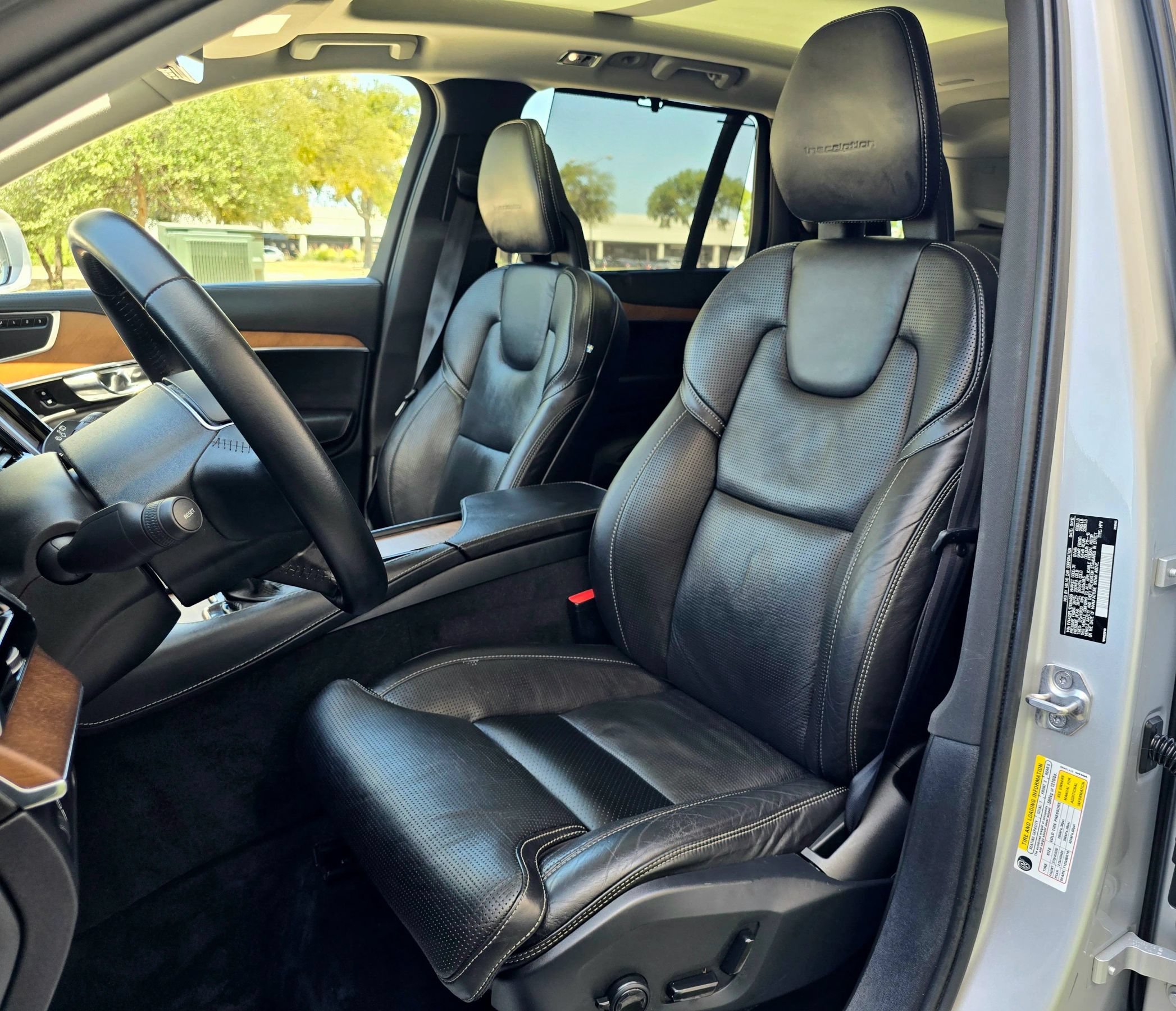 Used 2016 Volvo XC90 T6 Inscription w/ Vision Package AWD/4WD image 22