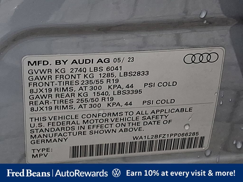 Used 2023 Audi Q4 e-tron Premium Plus w/ Premium Plus AWD/4WD image 32
