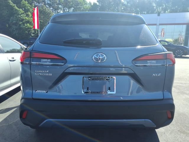 New 2026 Toyota Corolla Cross XLE w/ Convenience Package FWD image 2