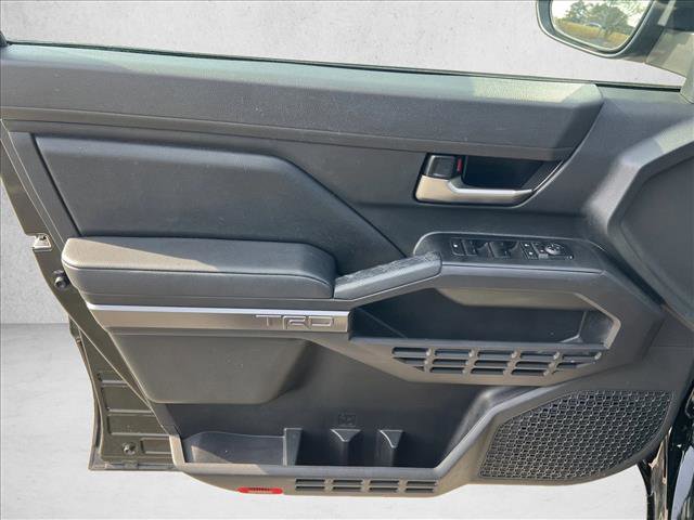 Used 2025 Toyota Tacoma TRD Off-Road image 11