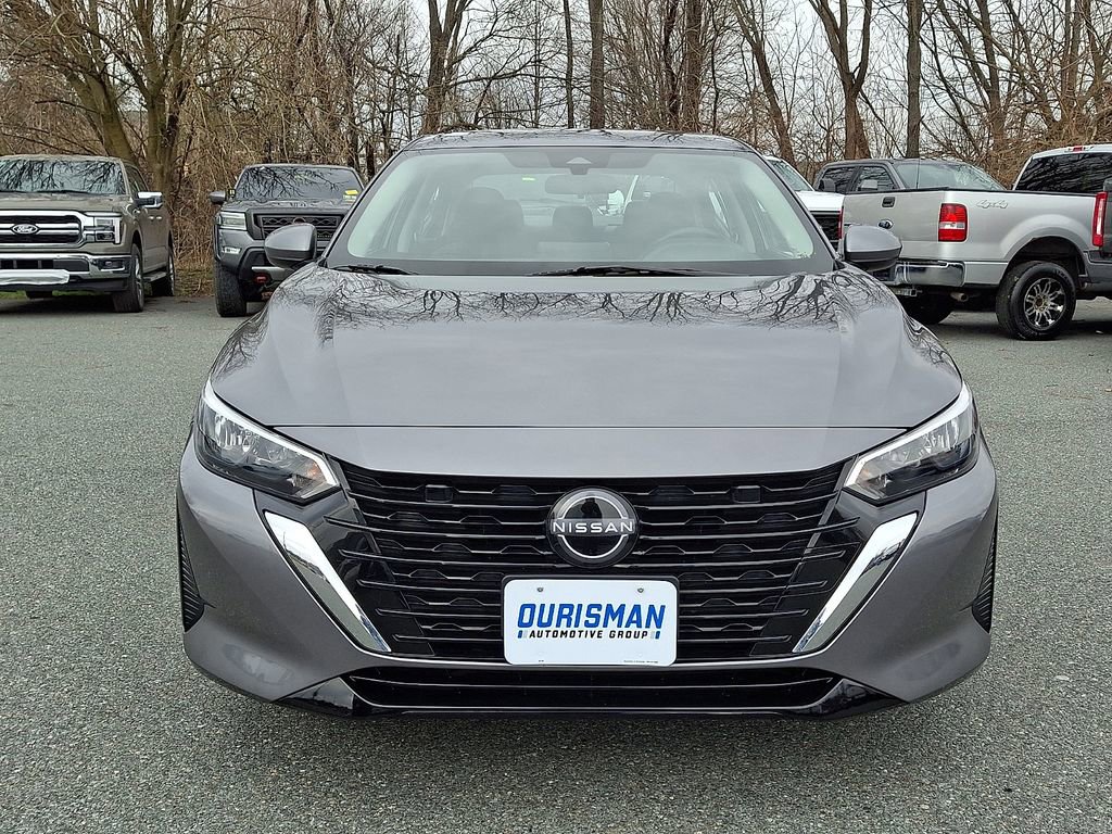 Used 2024 Nissan Sentra SV image 2
