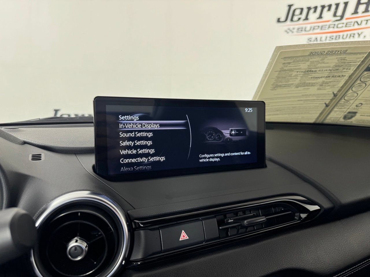 Used 2025 MAZDA MX-5 Miata RF Grand Touring RWD image 19