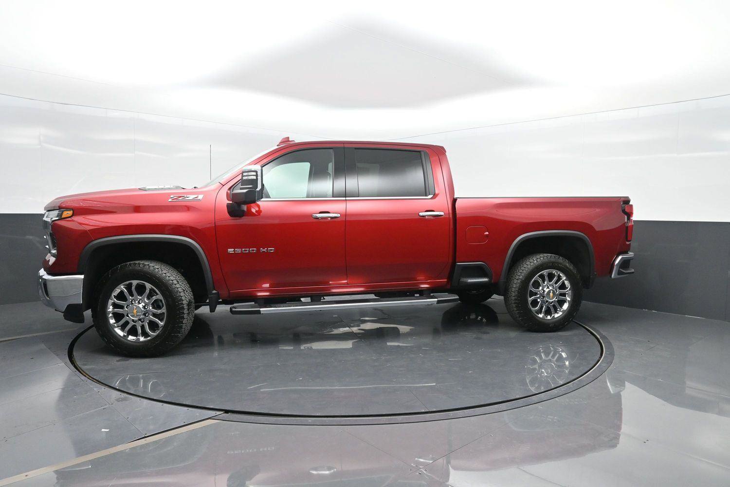 New 2026 Chevrolet Silverado 2500 LTZ w/ LTZ Premium Package image 2