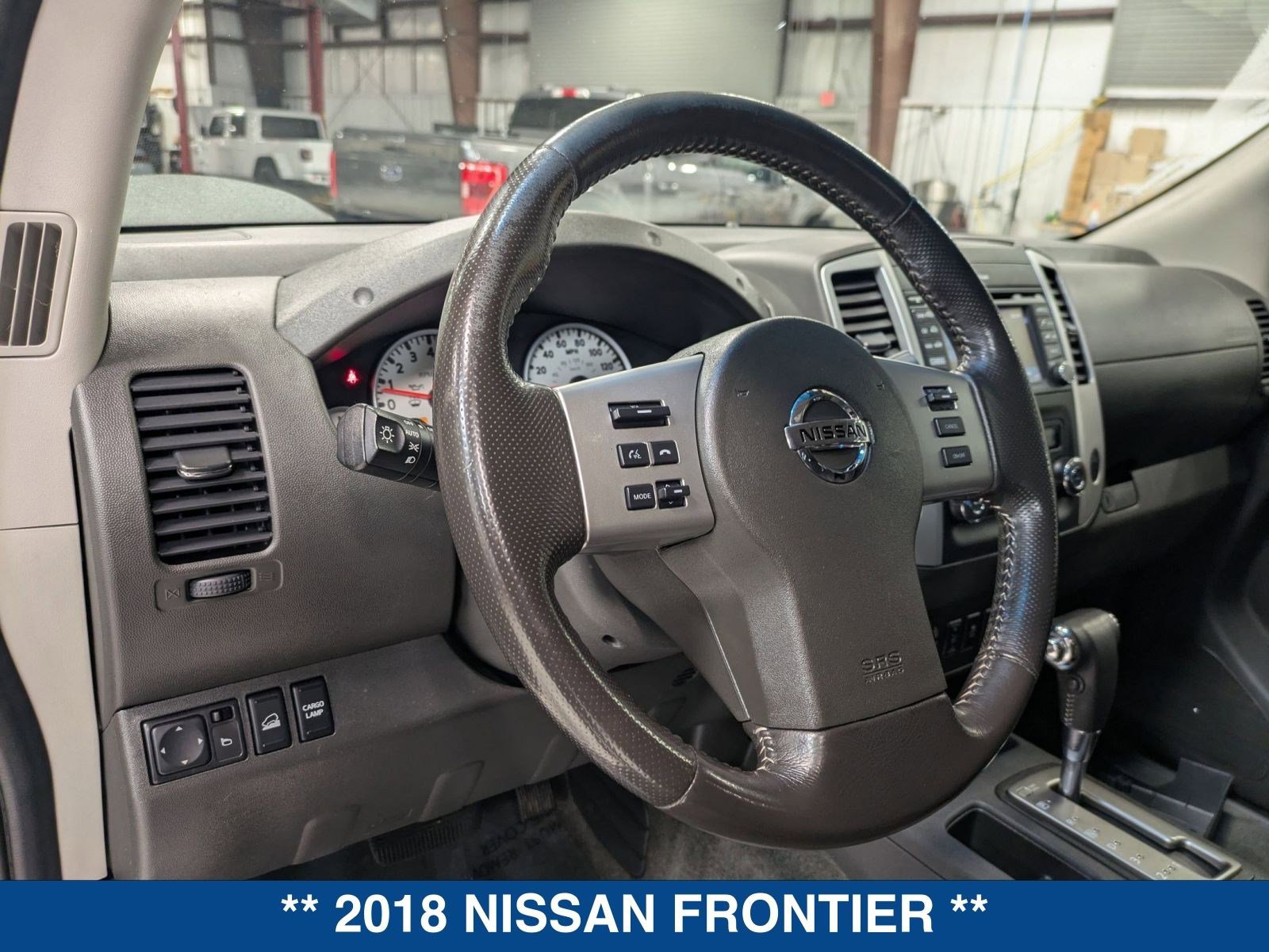 Used 2018 Nissan Frontier PRO-4X image 27