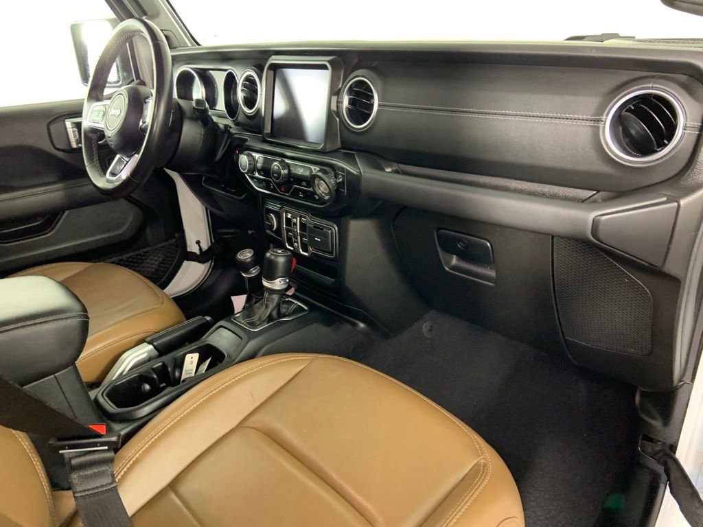 Used 2021 Jeep Wrangler Unlimited Sahara image 16