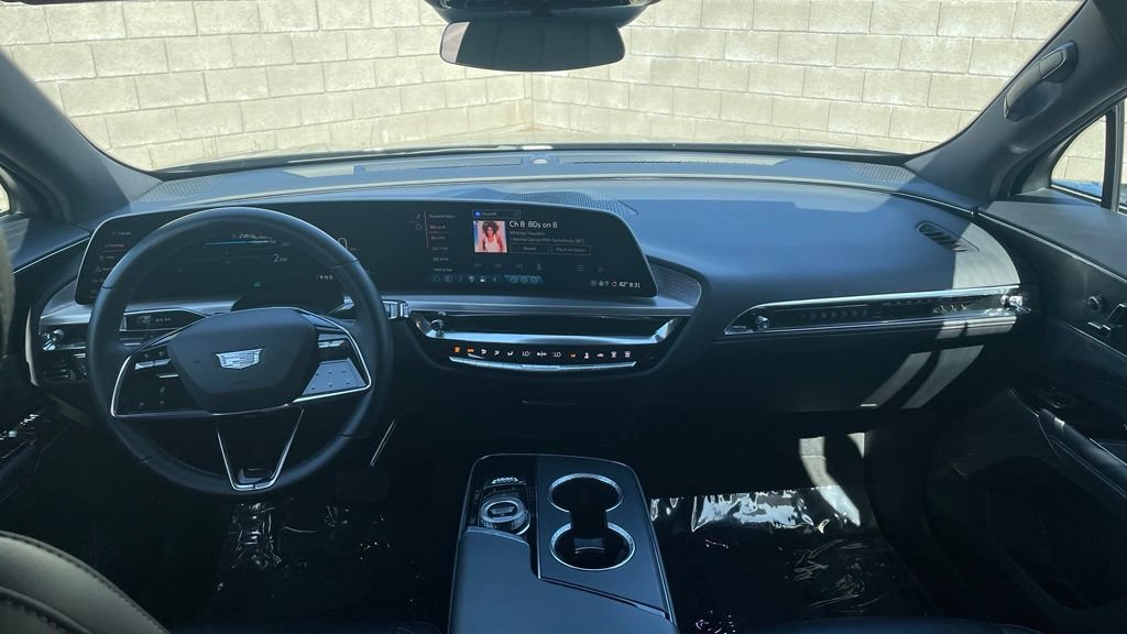 Certified 2024 Cadillac Lyriq Luxury RWD image 9
