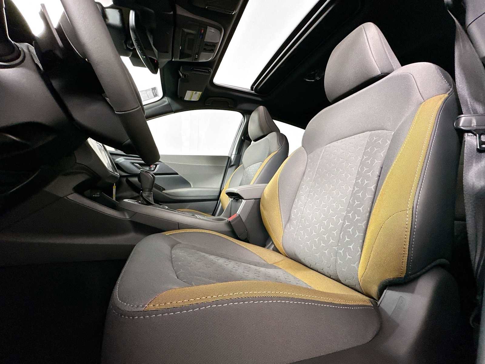 Certified 2025 Subaru Crosstrek 2.5i Sport w/ Crosstrek Mirror Package image 18