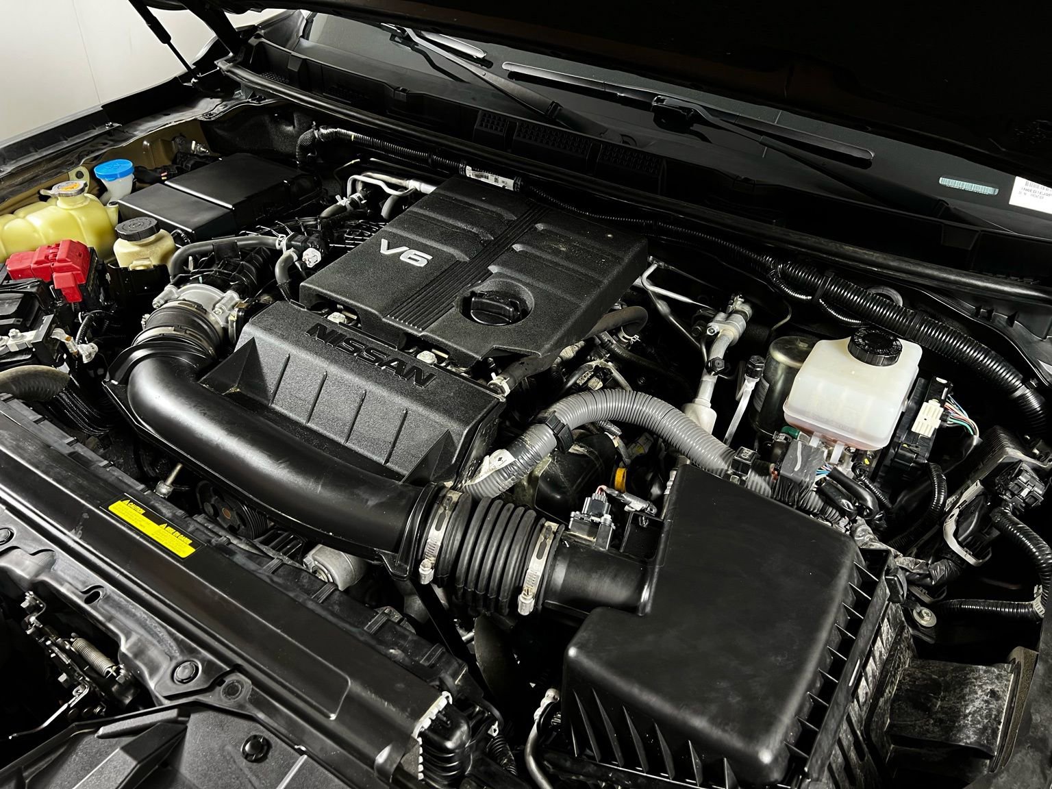 Used 2023 Nissan Frontier SV w/ SV Convenience Package image 11