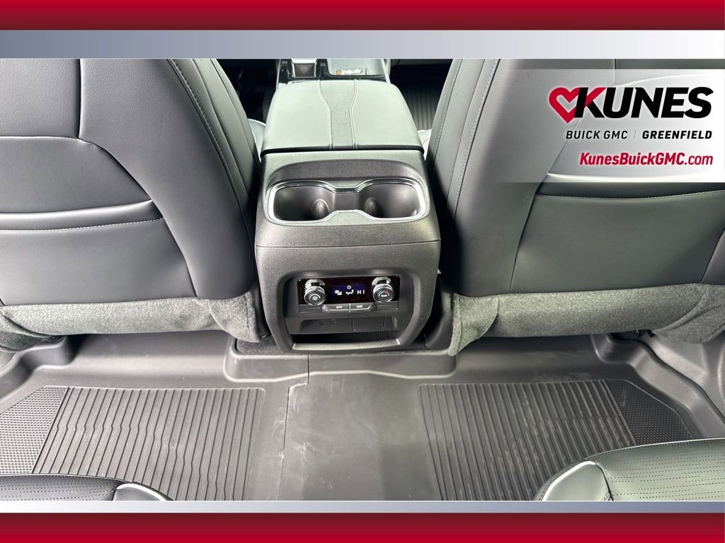 New 2026 Buick Enclave Sport Touring w/ LPO, Floor Liner Package image 41