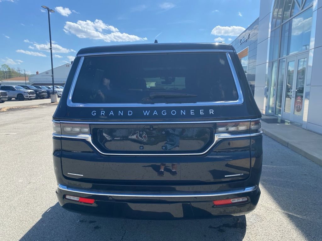 Used 2022 Jeep Grand Wagoneer Series II image 3