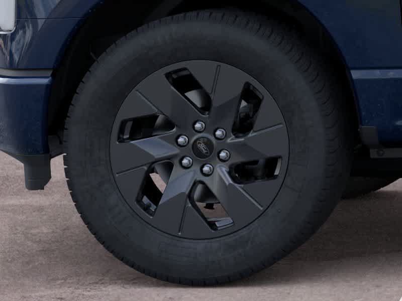 New 2025 Ford F150 Lightning Flash AWD/4WD image 19