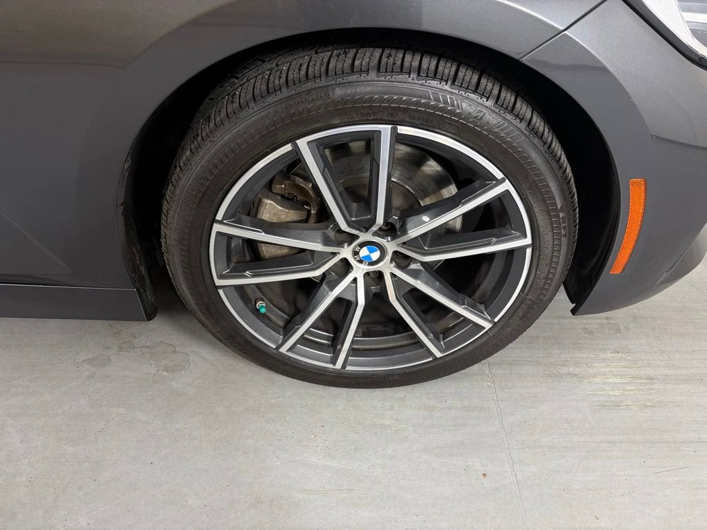 Used 2021 BMW 330i Sedan w/ Convenience Package RWD image 10