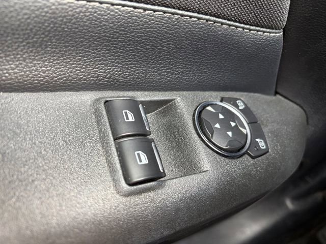 Used 2017 Ford Mustang Coupe image 4