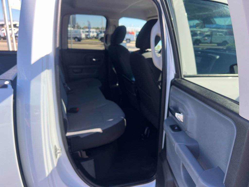 Used 2024 RAM 1500 Classic SLT AWD/4WD image 39