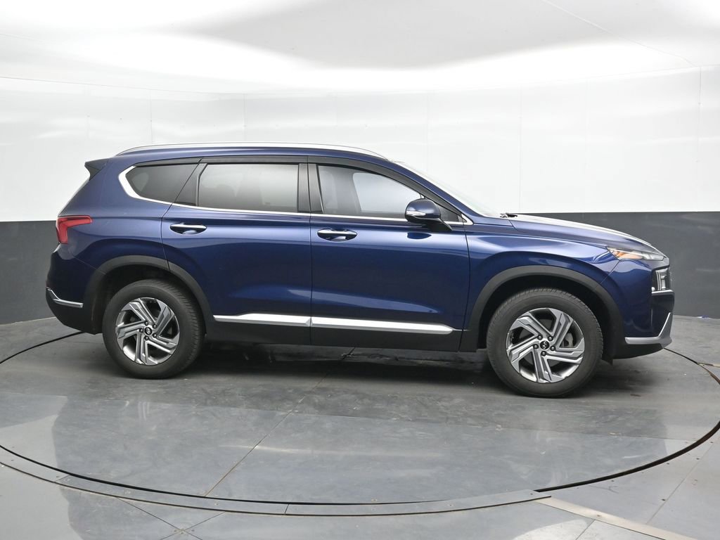 Used 2021 Hyundai Santa Fe SEL w/ Convenience + Premium Package AWD/4WD image 4