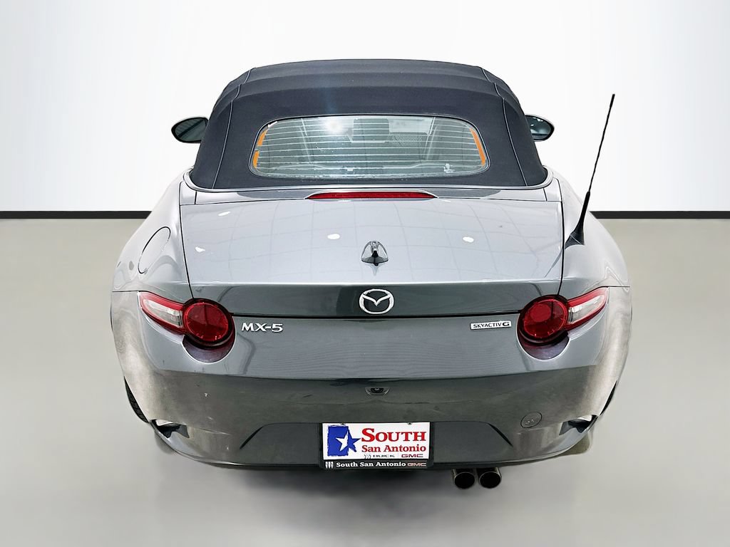 Used 2021 MAZDA MX-5 Miata Grand Touring RWD image 6