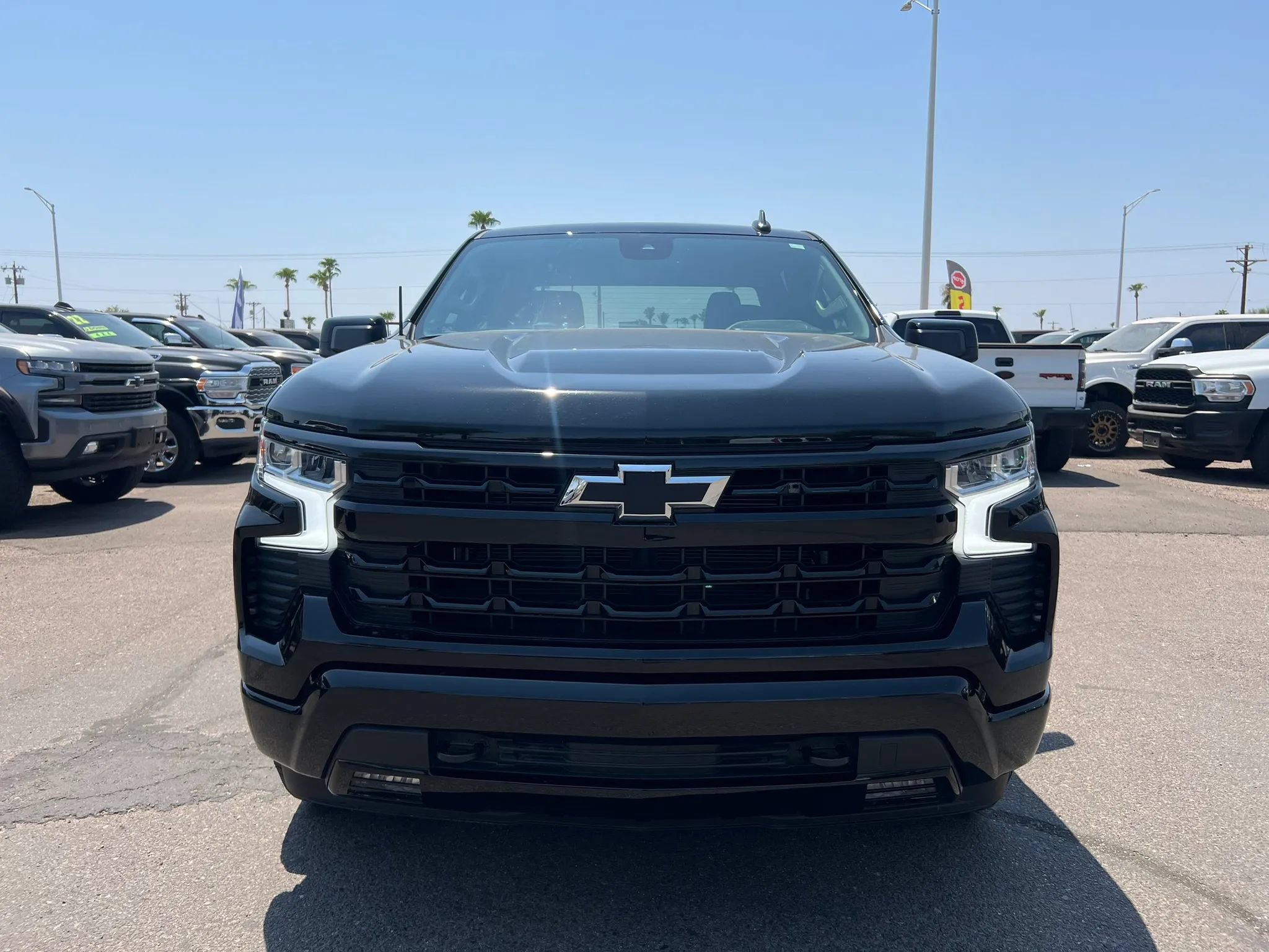 Used 2025 Chevrolet Silverado 1500 RST AWD/4WD image 8