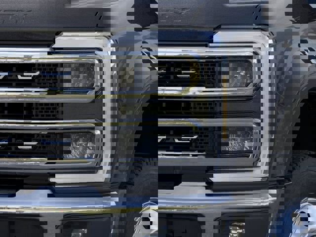 New 2026 Ford F450 XLT w/ XLT Premium Package image 18