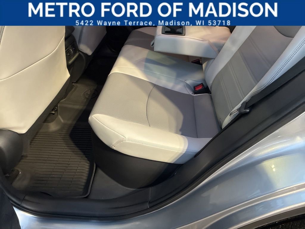 Used 2021 Toyota RAV4 Limited image 36