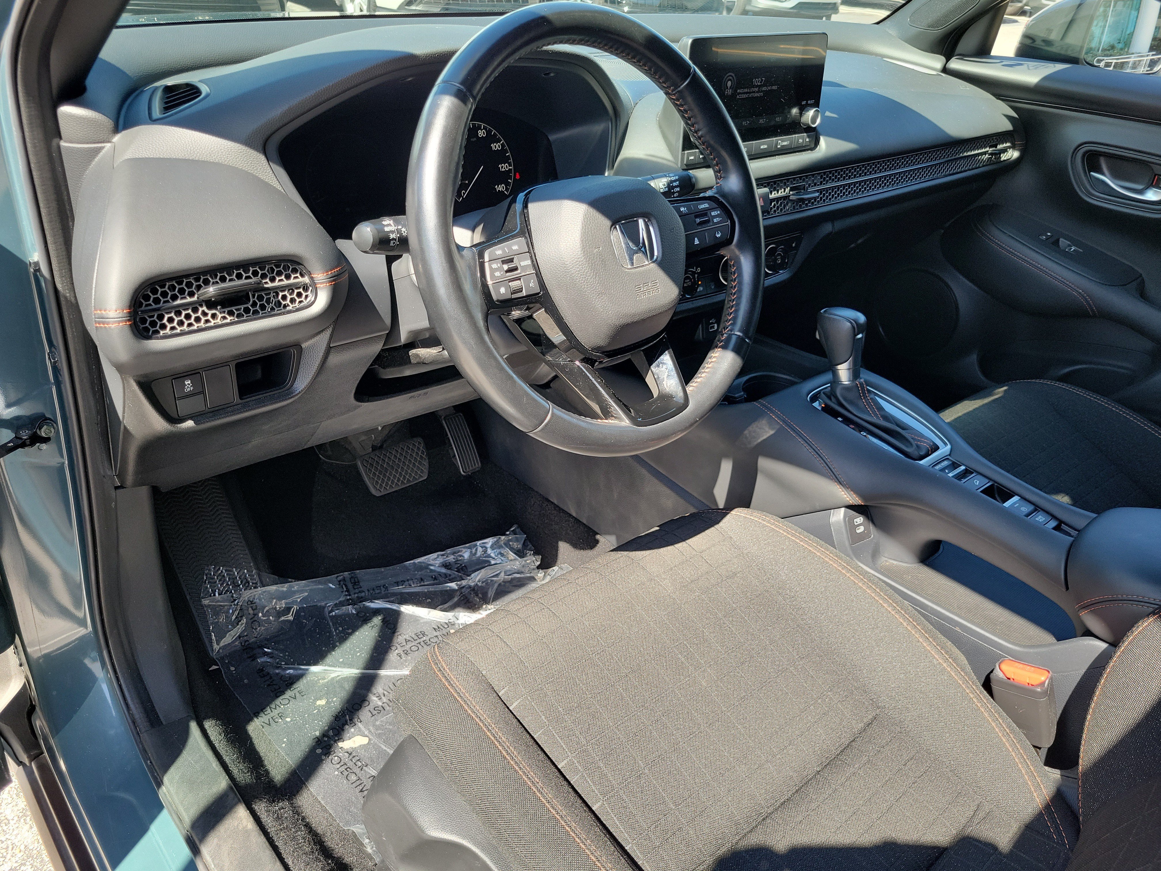 Certified 2025 Honda HR-V Sport image 18