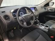 Used 2020 Nissan Pathfinder S AWD/4WD image 4