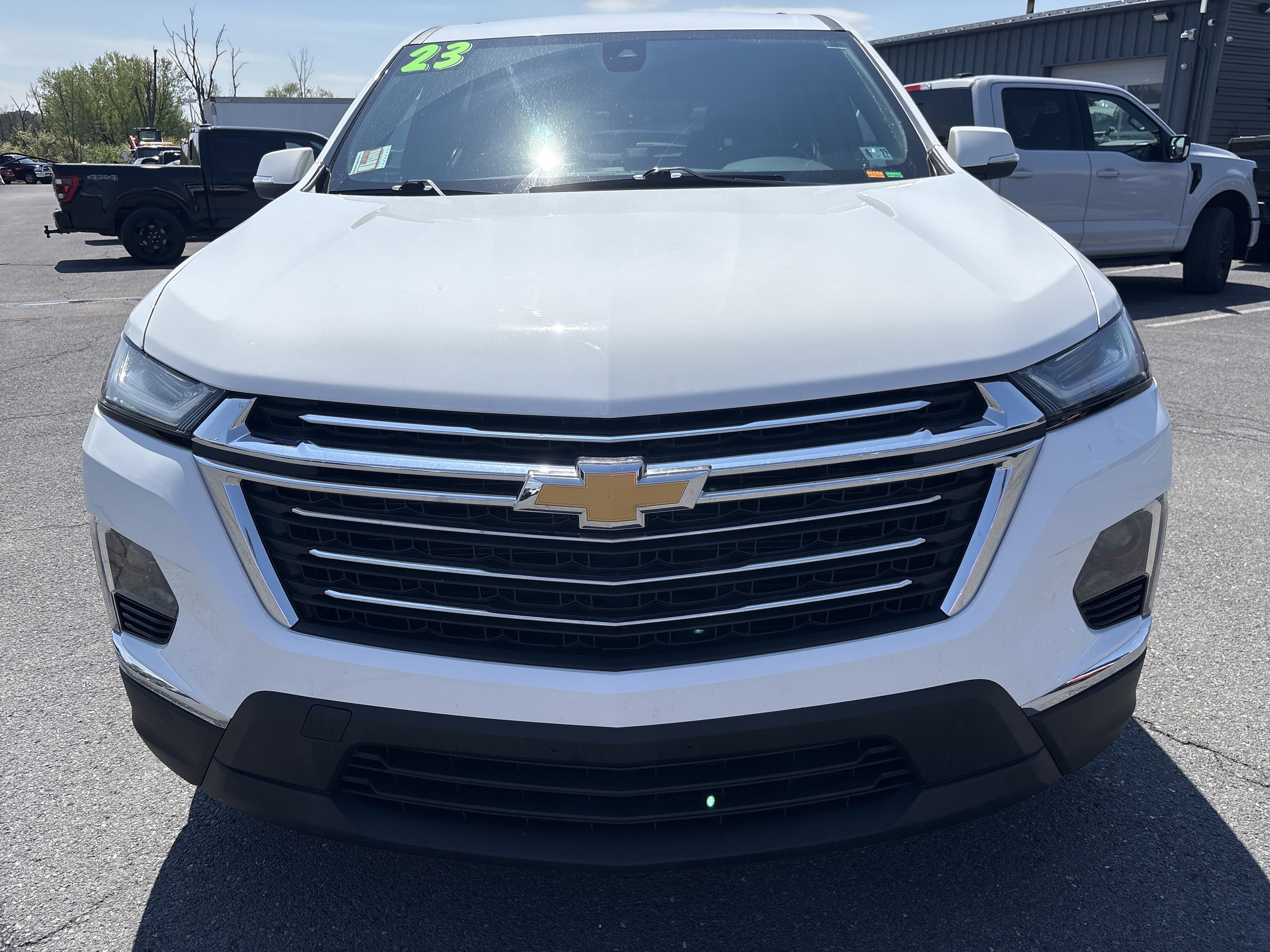 Used 2023 Chevrolet Traverse LT AWD/4WD image 14