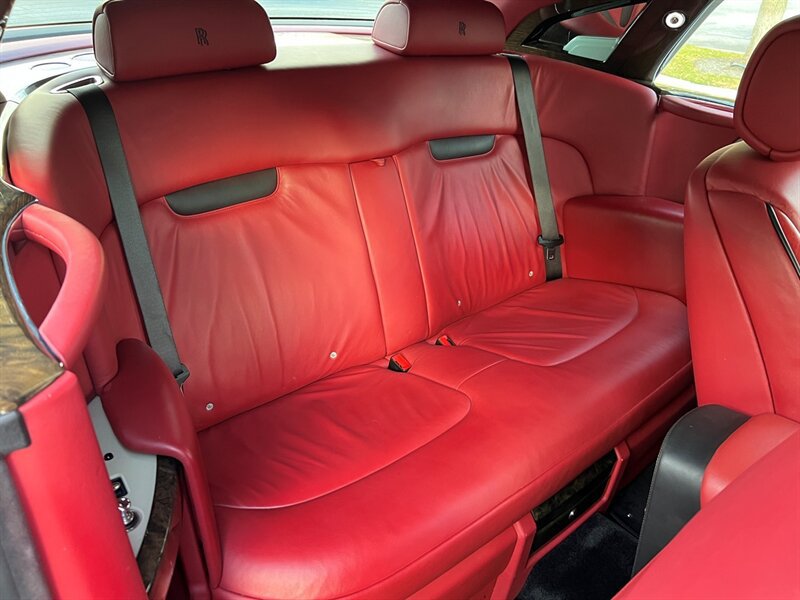 Used 2010 Rolls-Royce Phantom Coupe RWD image 16