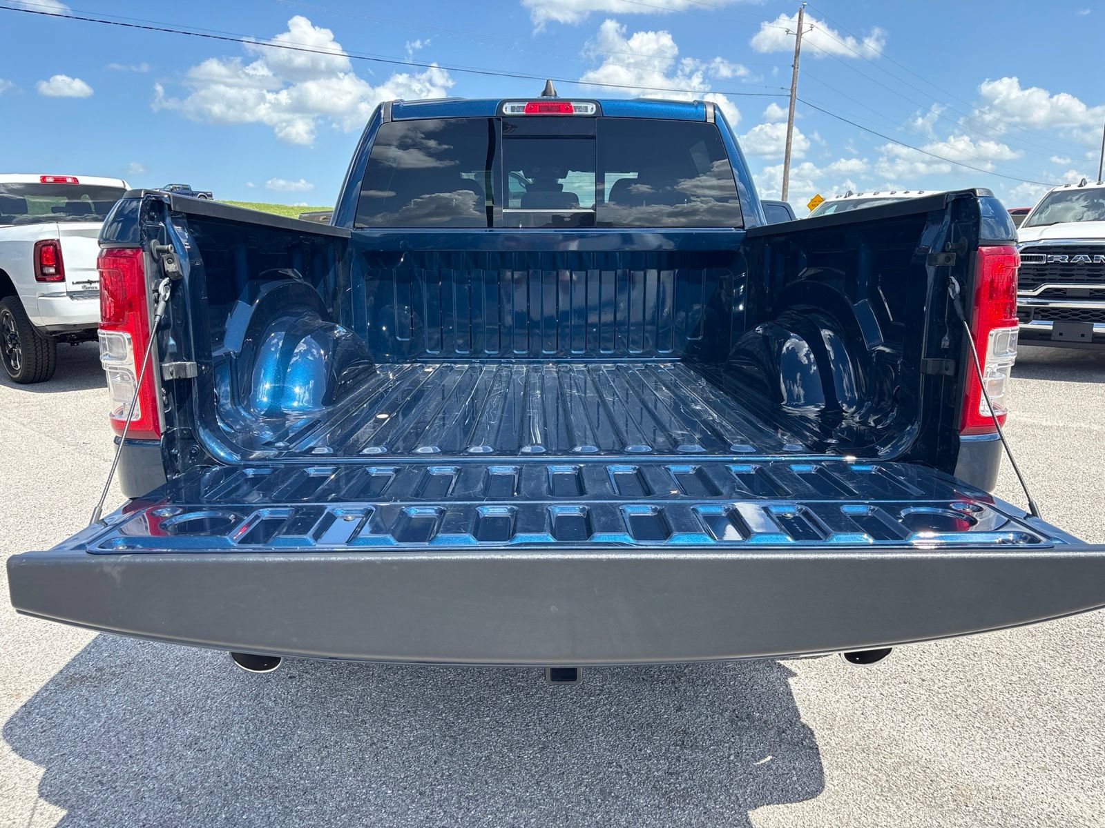 Used 2023 RAM 1500 Lone Star AWD/4WD image 29