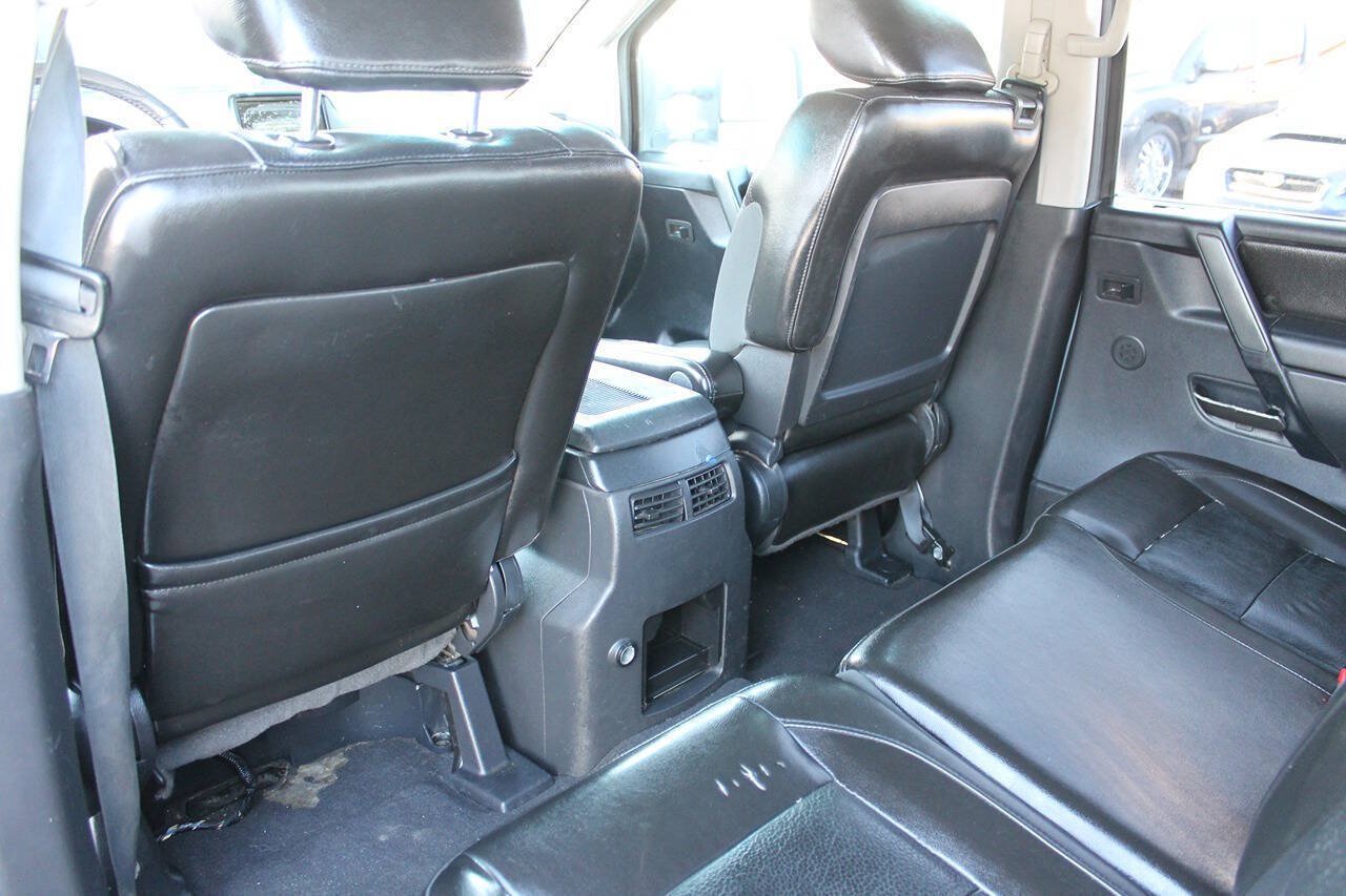 Used 2010 Nissan Titan LE w/ Technology Pkg RWD image 29