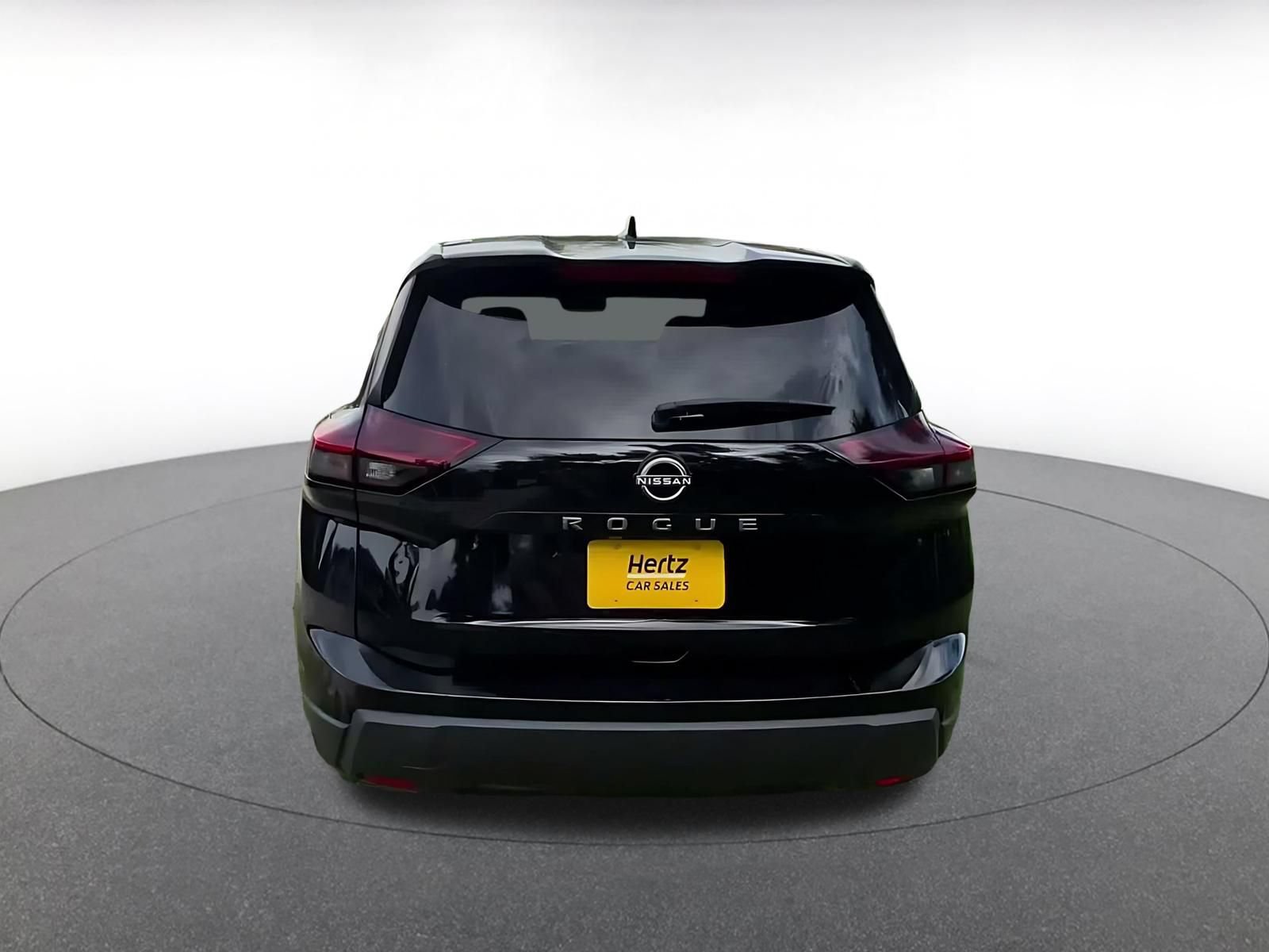 Used 2025 Nissan Rogue SV FWD image 12