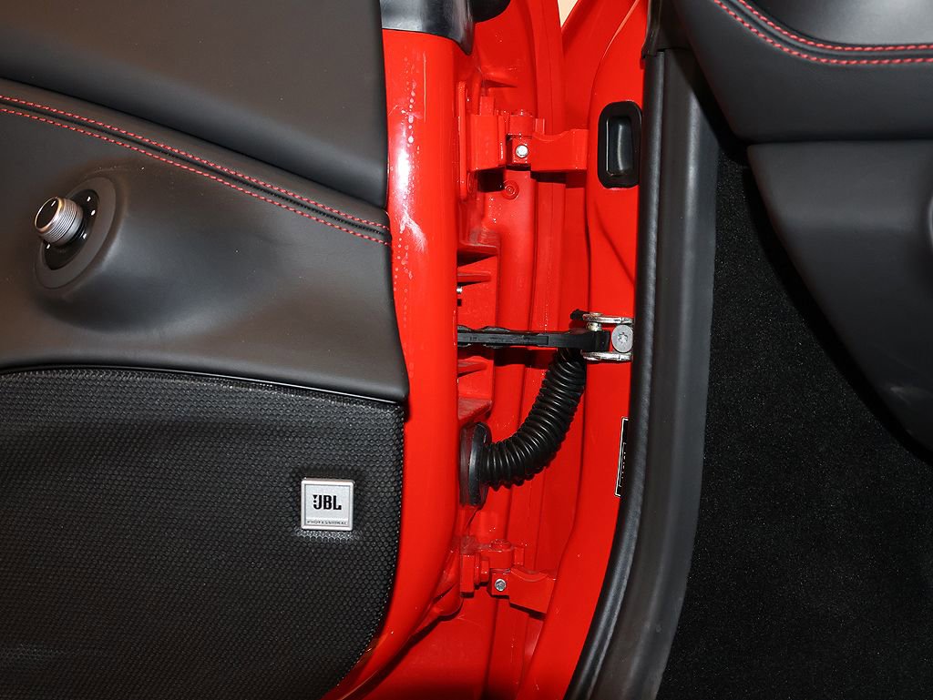 Certified 2021 Ferrari F8 Tributo RWD image 97
