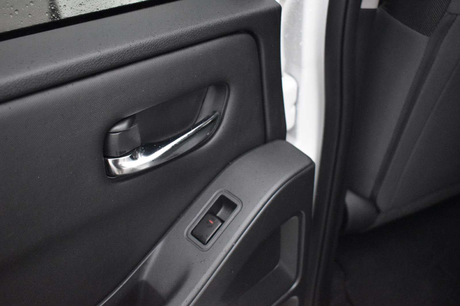 Used 2023 Nissan Frontier SV w/ SV Convenience Package image 35