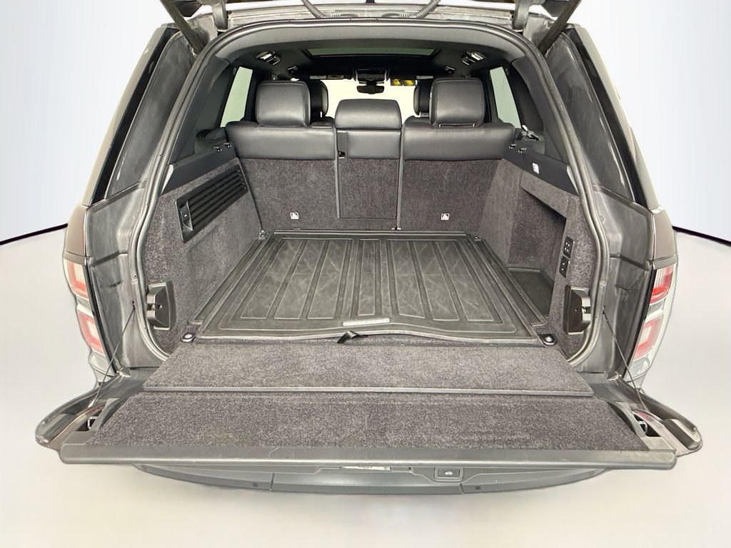 Used 2020 Land Rover Range Rover HSE image 29