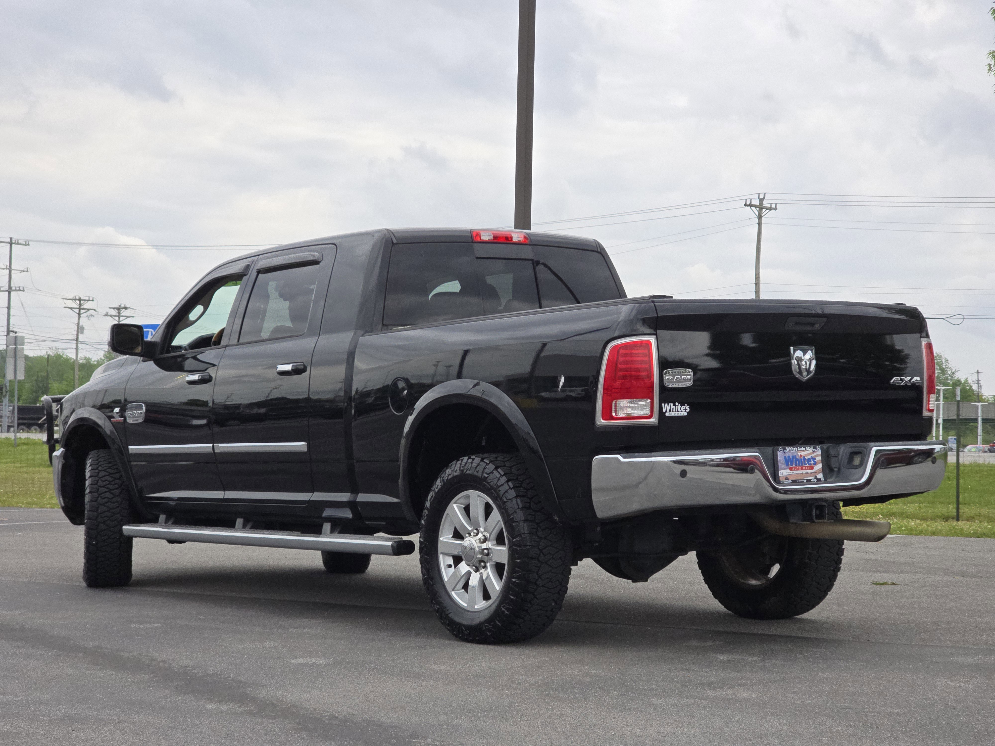 Used 2014 RAM 2500 Longhorn w/ Convenience Group AWD/4WD image 21