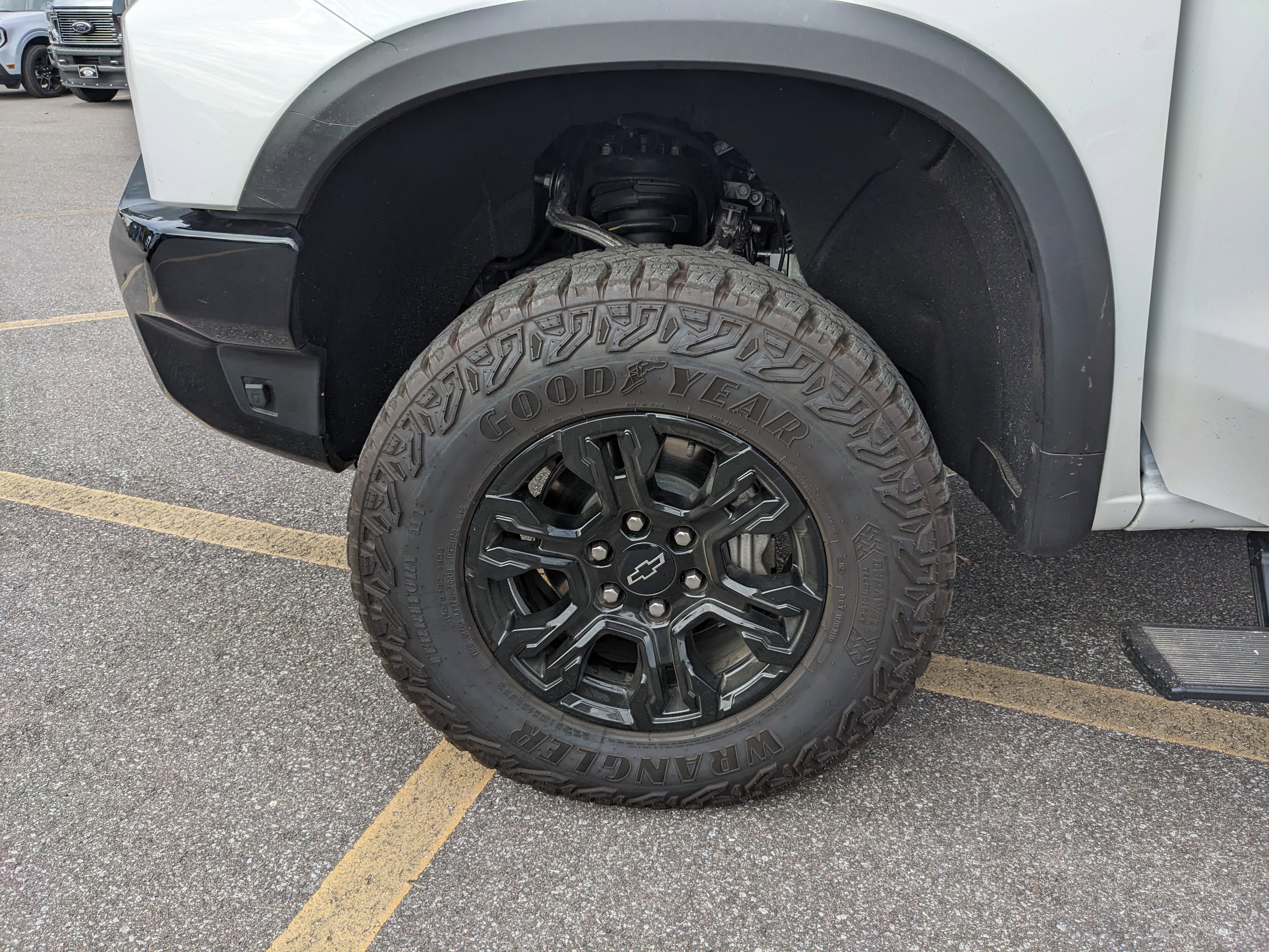 Used 2024 Chevrolet Silverado 1500 ZR2 w/ Dark Appearance Package image 31