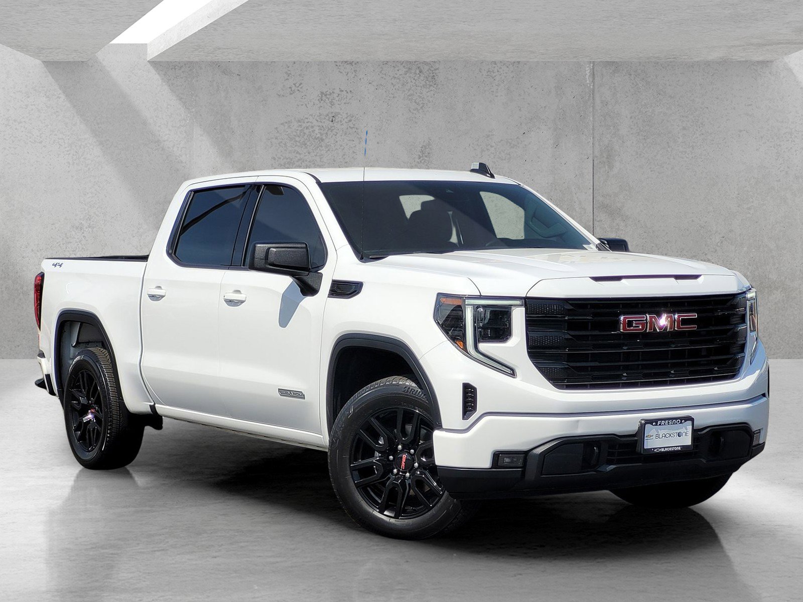 Used 2024 GMC Sierra 1500 Elevation