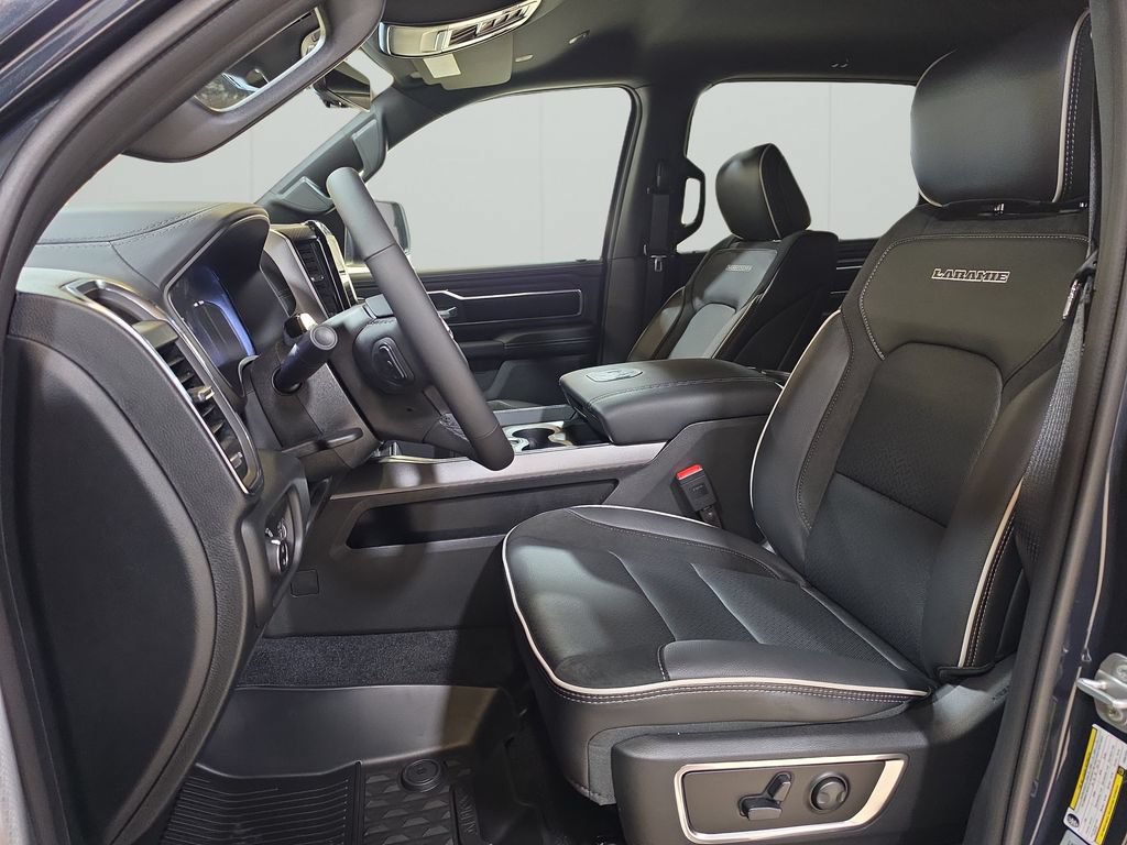 New 2027 RAM 1500 Laramie w/ Night Edition AWD/4WD image 12