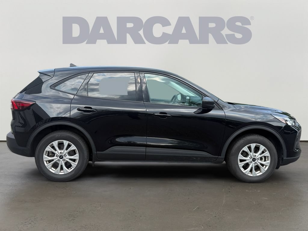 Used 2025 Ford Escape Active AWD/4WD image 8