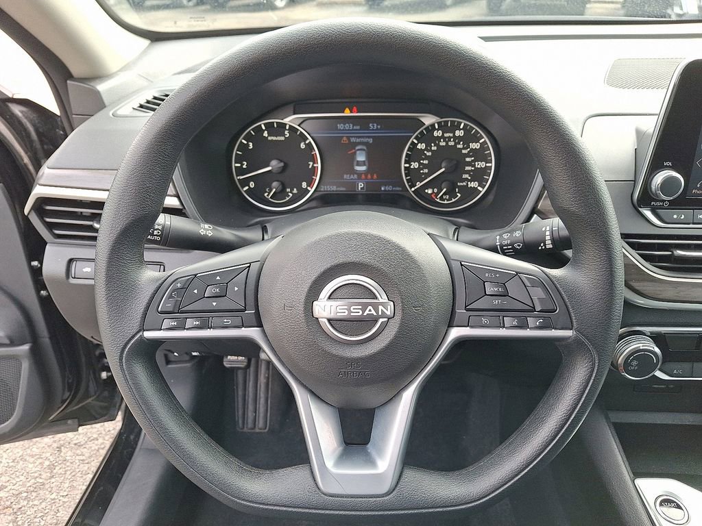 Used 2025 Nissan Altima 2.5 SV image 19
