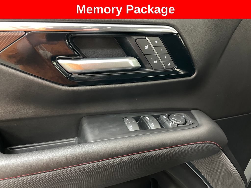 Certified 2025 Chevrolet Tahoe RST w/ RST Performance Edition AWD/4WD image 8