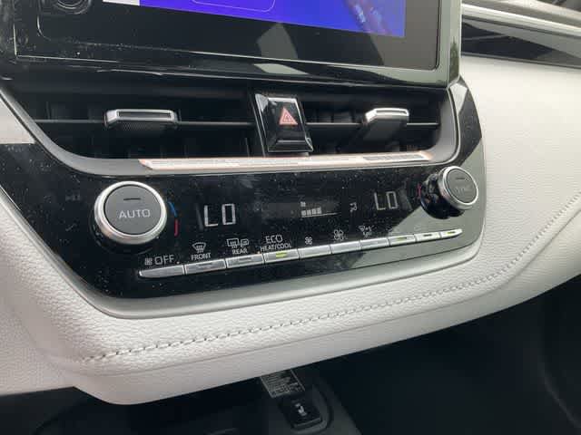 Used 2025 Toyota Corolla XSE FWD image 23