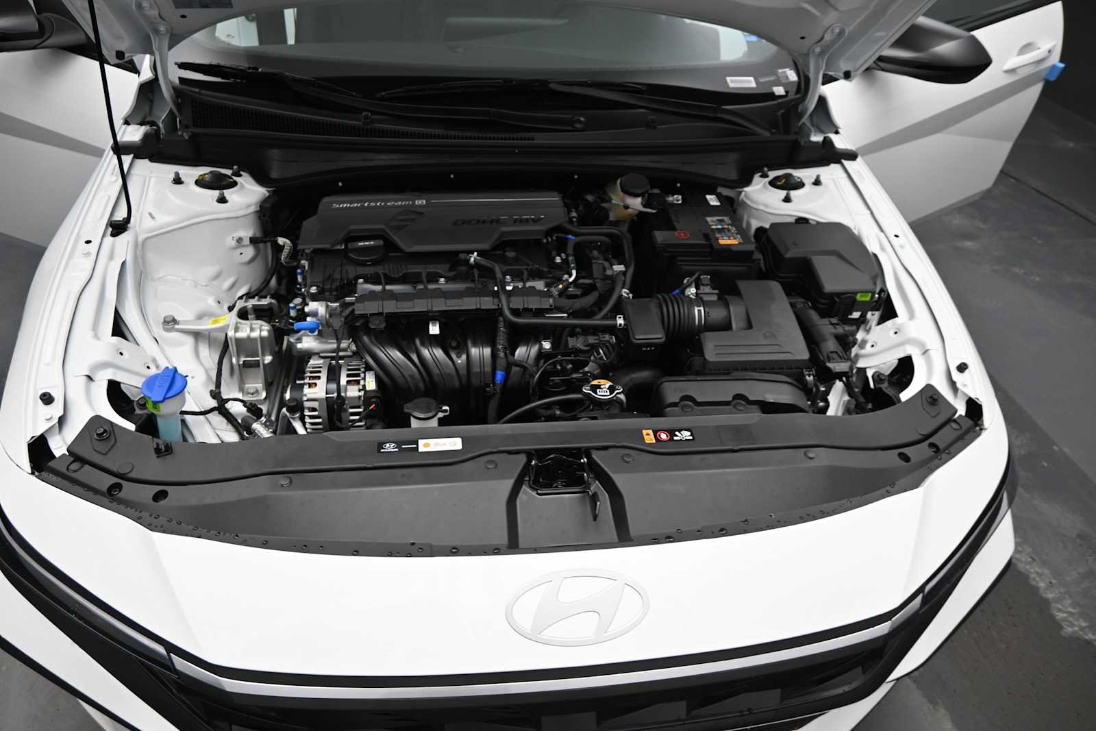 New 2026 Hyundai Elantra SEL Sport FWD image 22