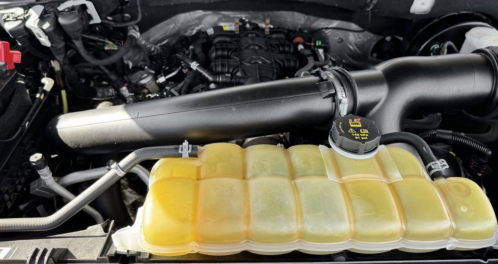 Used 2021 Ford Expedition XLT AWD/4WD image 11