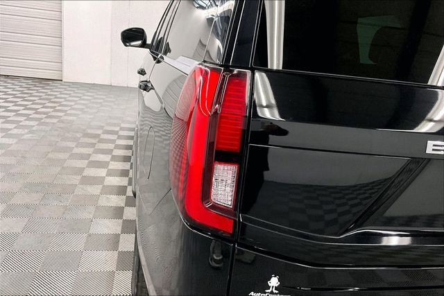 Used 2025 Ford Expedition Active image 36