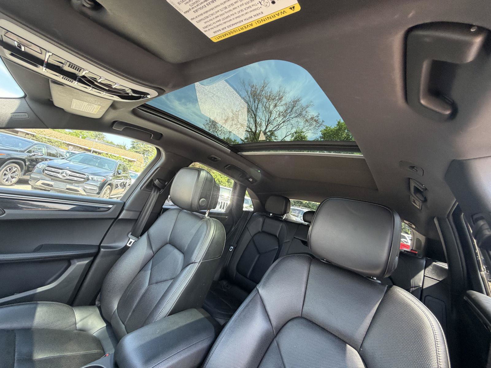 Used 2018 Porsche Macan S AWD/4WD image 25